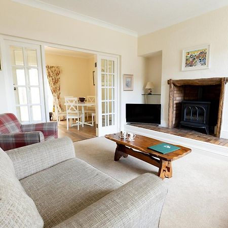 Fir Tree Cottage - Cosy 3 Bed Cottage In Penrhyn Bay With Beautiful Sea Views And Access To Snowdonia Rhôs-on-Sea Zewnętrze zdjęcie