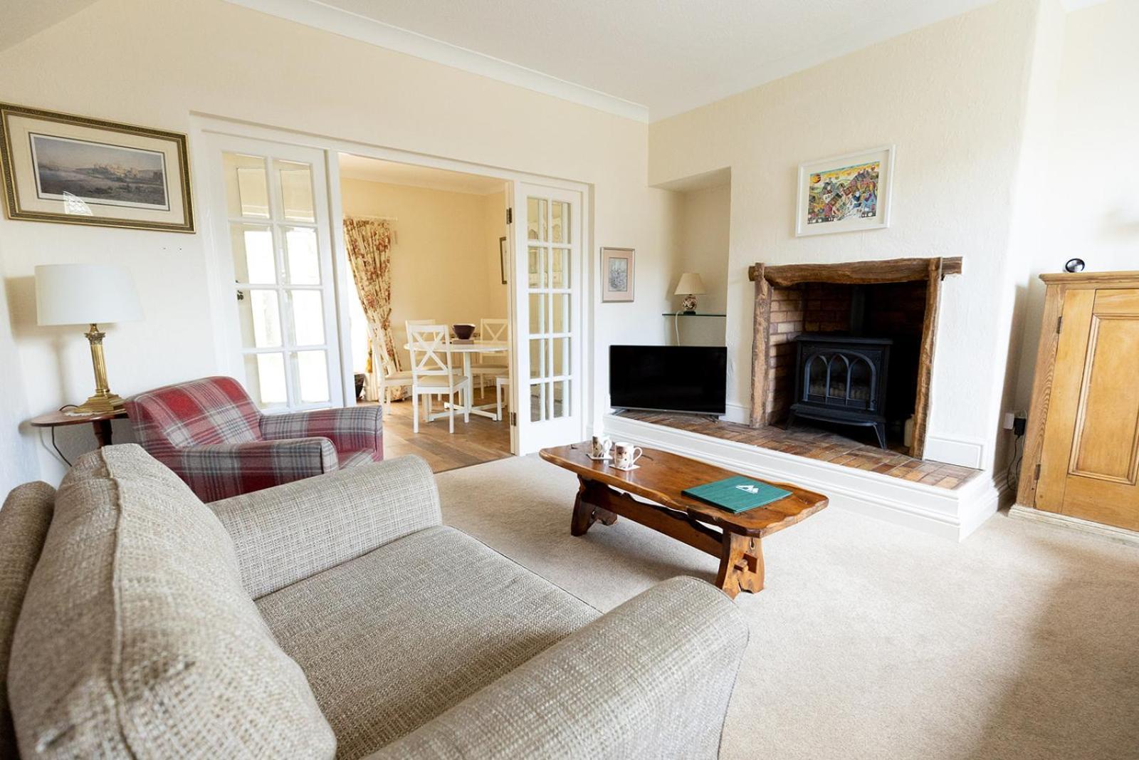Fir Tree Cottage - Cosy 3 Bed Cottage In Penrhyn Bay With Beautiful Sea Views And Access To Snowdonia Rhôs-on-Sea Zewnętrze zdjęcie