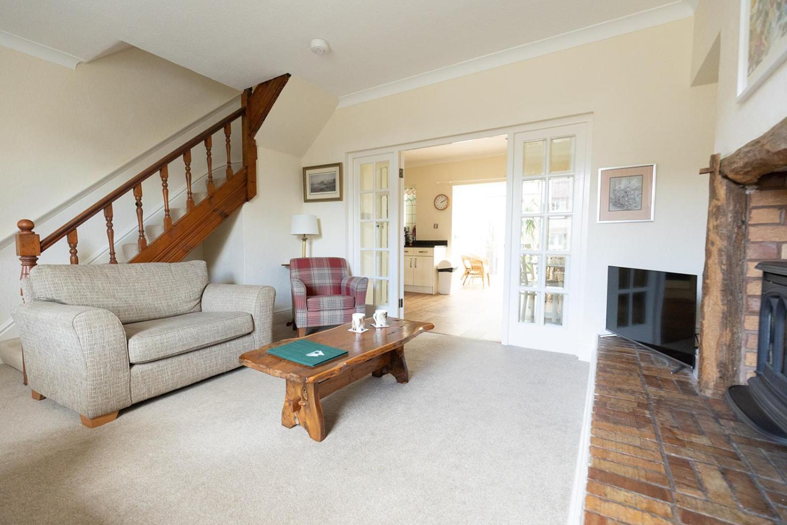 Fir Tree Cottage - Cosy 3 Bed Cottage In Penrhyn Bay With Beautiful Sea Views And Access To Snowdonia Rhôs-on-Sea Zewnętrze zdjęcie