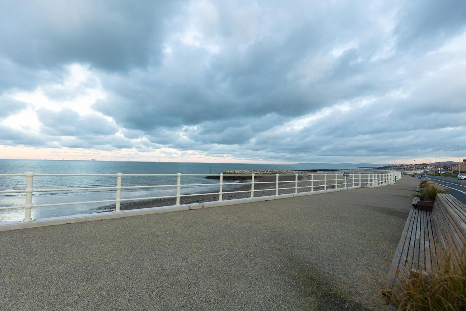 Fir Tree Cottage - Cosy 3 Bed Cottage In Penrhyn Bay With Beautiful Sea Views And Access To Snowdonia Rhôs-on-Sea Zewnętrze zdjęcie